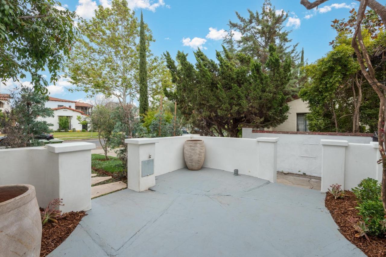 Luxury In West Hollywood, Sleeps 12