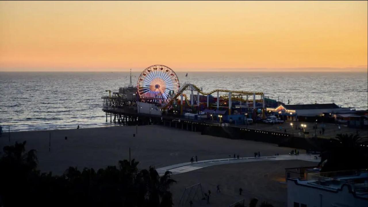 Apartment Luxury 2bedroom 2bath Santa Monica *