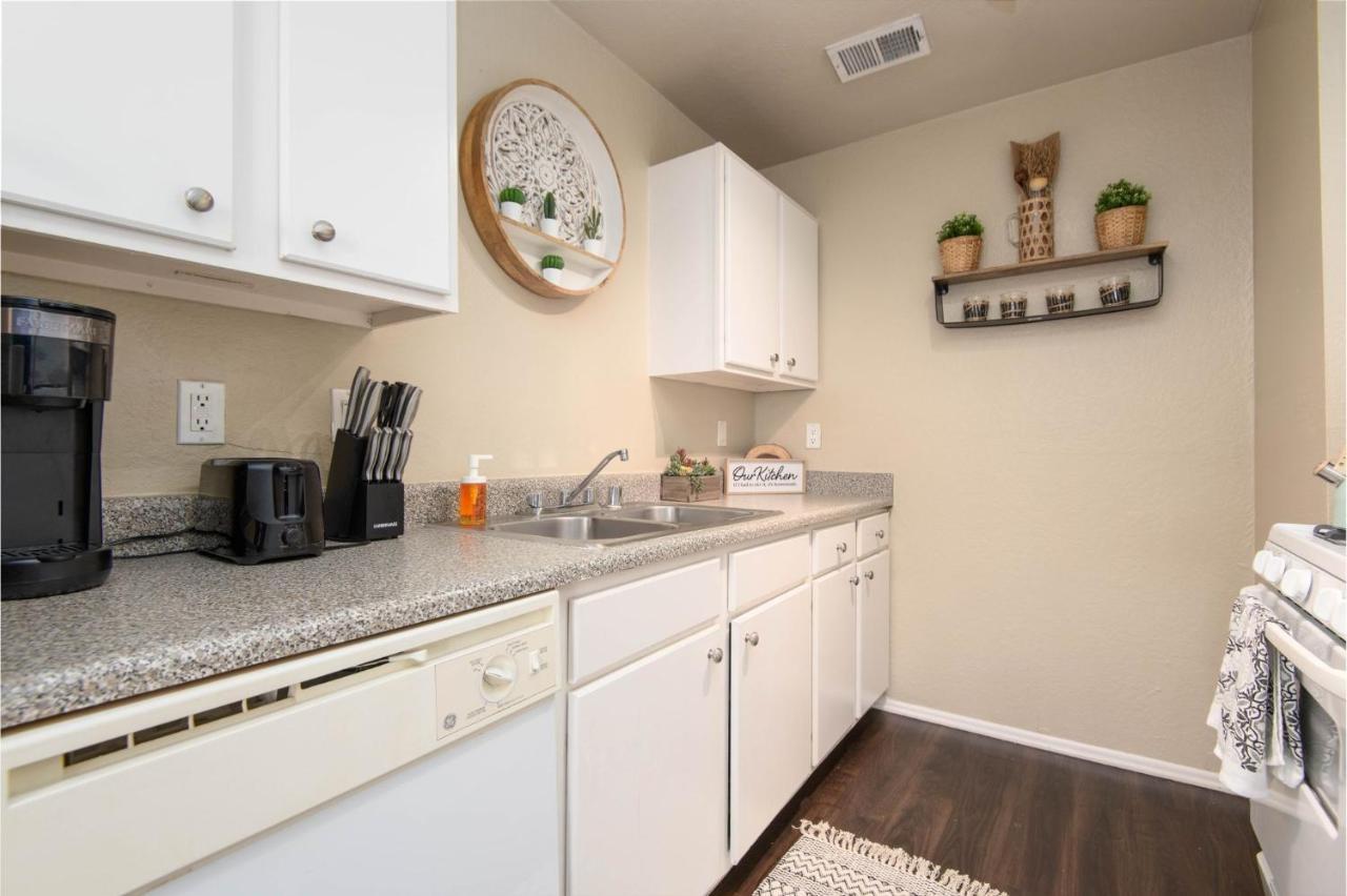 Gucci Mickey And Maxico Lofts Free Parking And Wifi *