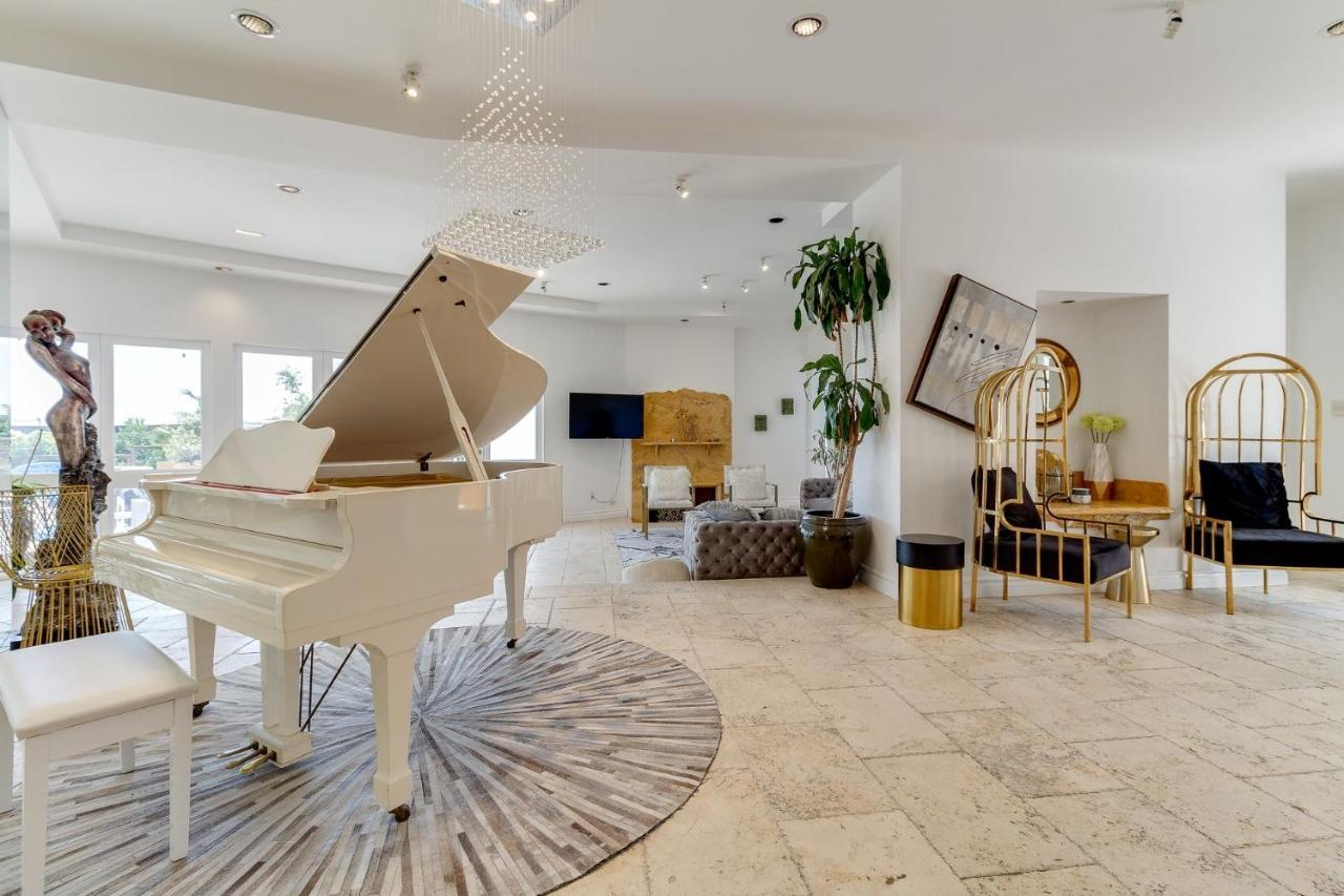 Beverly Hills View Mansion Los Angeles