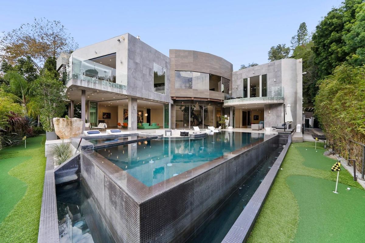 Chantilly Lace Villa Los Angeles