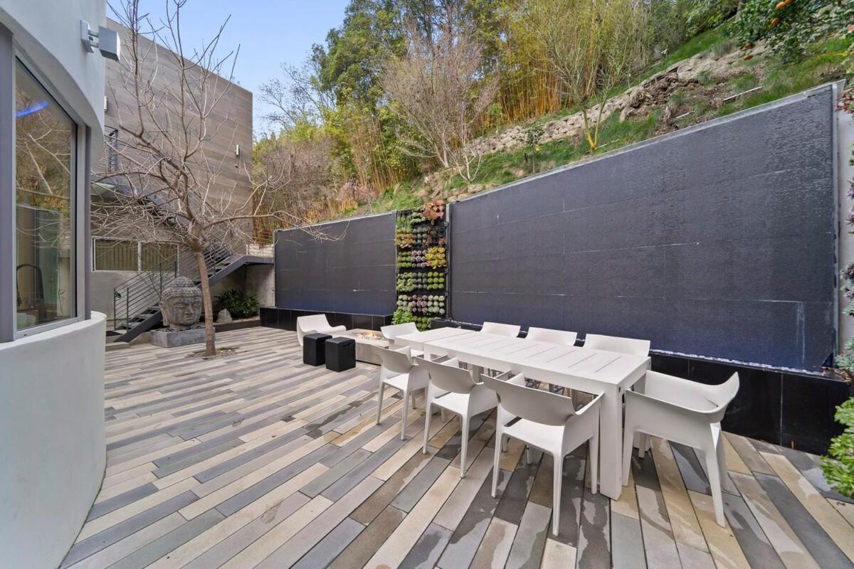 Villa Chantilly Lace Los Angeles