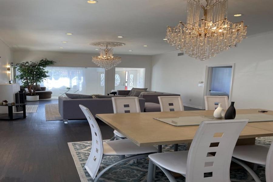 2 Bedroom In Beverly Hills With Jacuzzi * Los Angeles