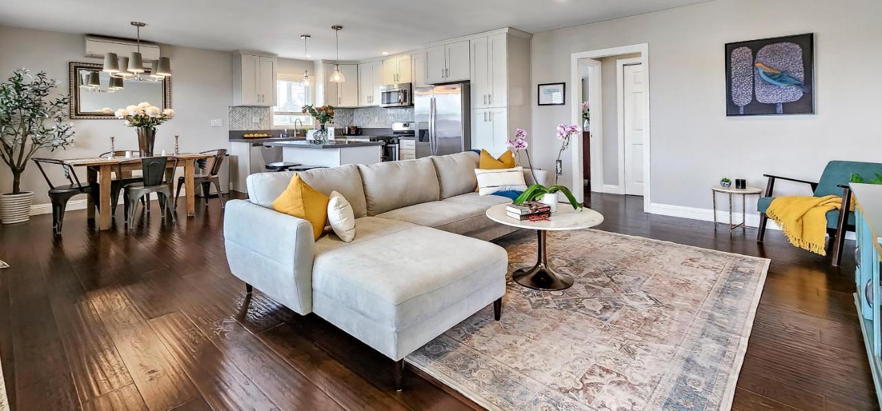15 Mins To Venice Beach, Lax And Private Parking *
