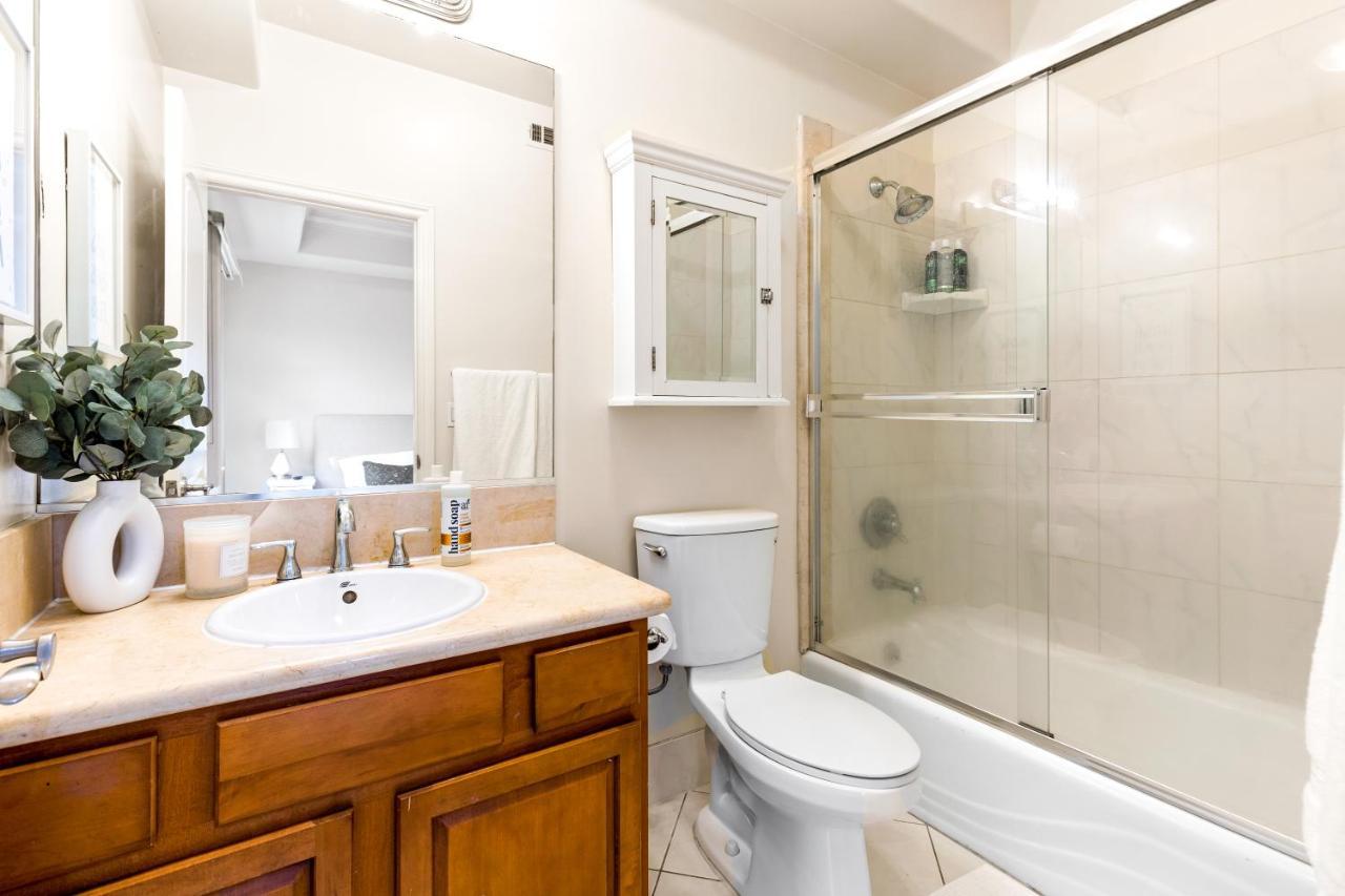 Charming And Stylish In The Heart Of La * Los Angeles