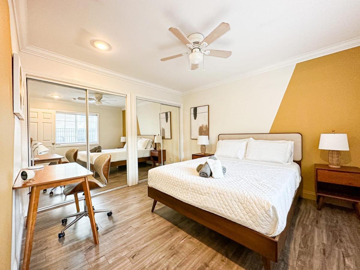 Charming 4 Bedroom Oasis In - Rog-ct
