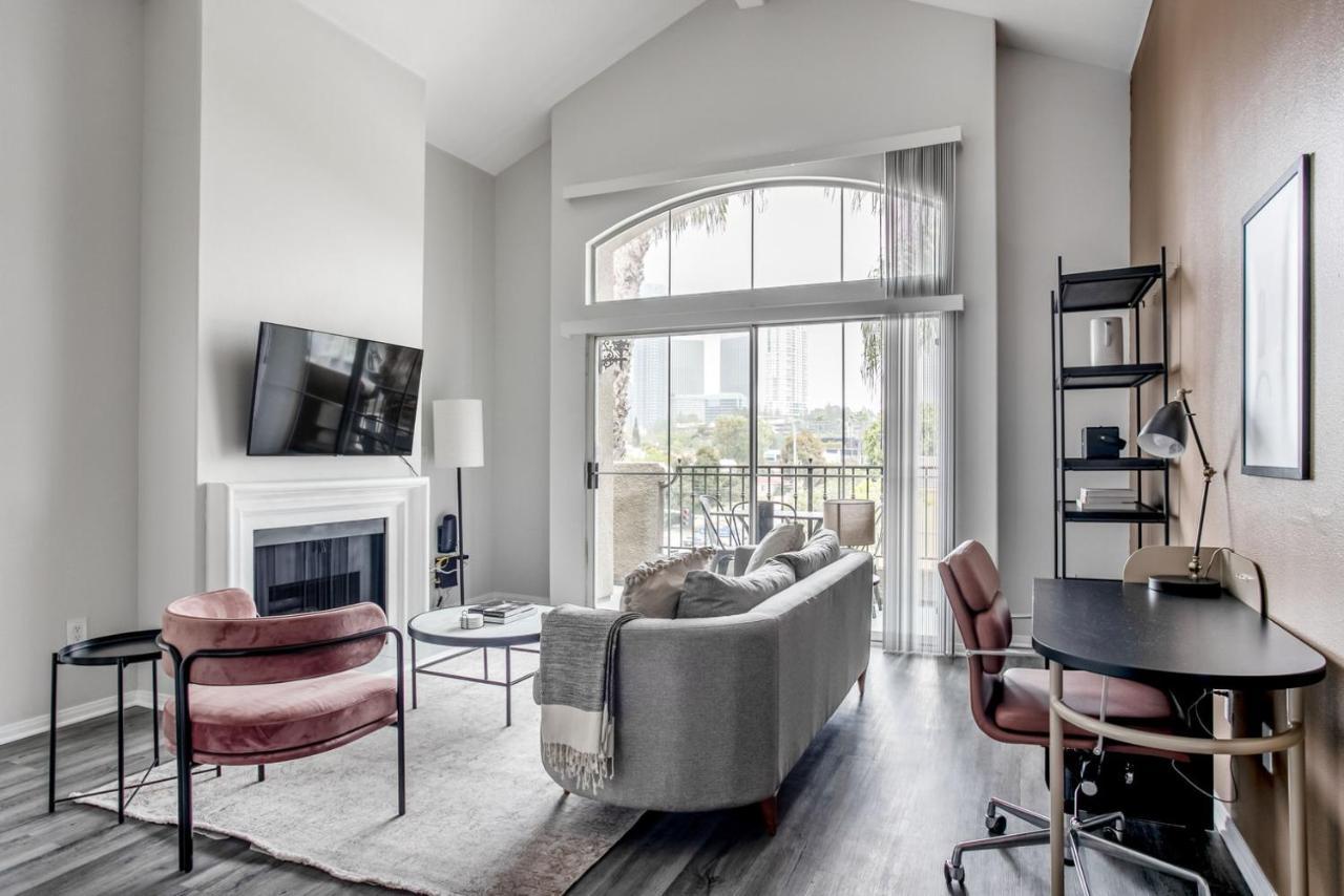 West La 2br W Rooftop Courtyard Lax-1055 Los Angeles
