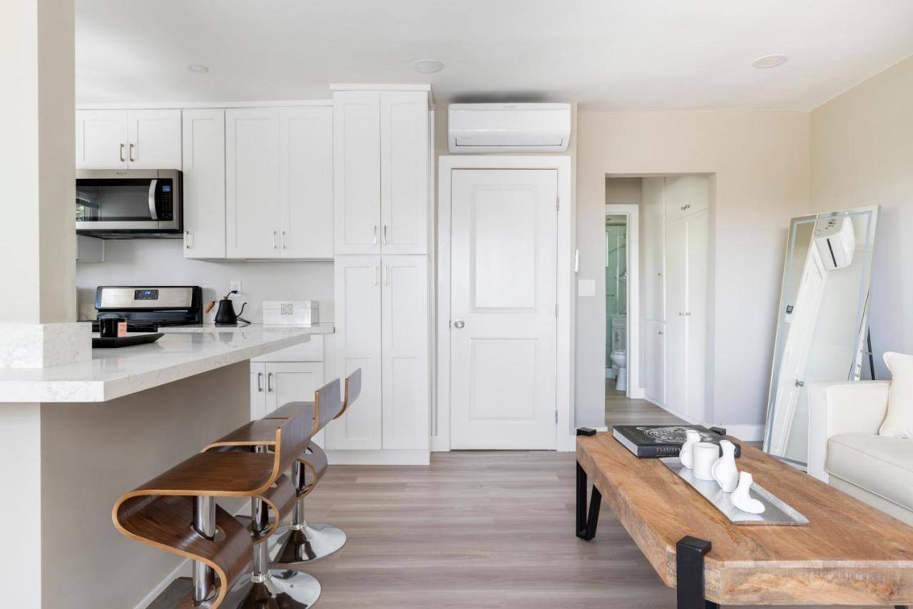 Modern Luxury Weho Boys Town *