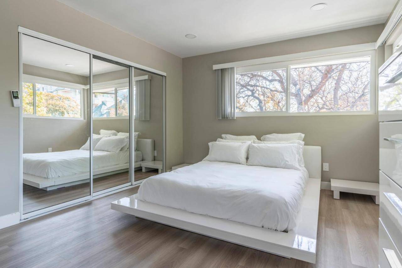 Modern Luxury Weho Boys Town *