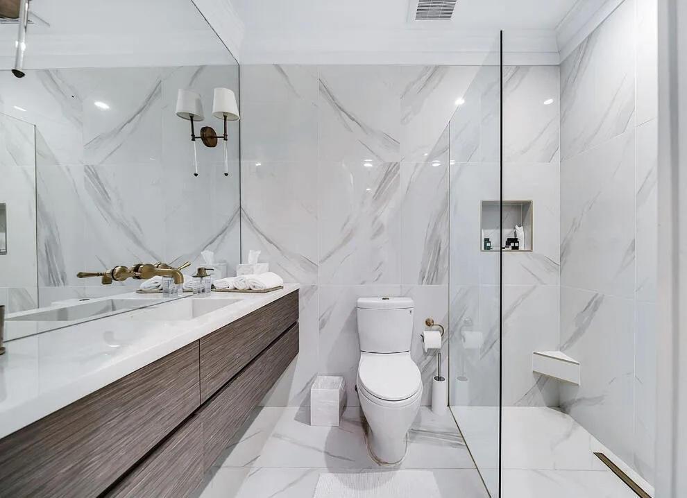 Sophisticated Estate In Beverly Hills Villa *