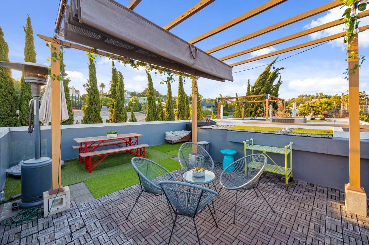 Villa Chic Silver Oasis With Breathtaking Skyline Views, Private Rooftop & Garage Los Angeles