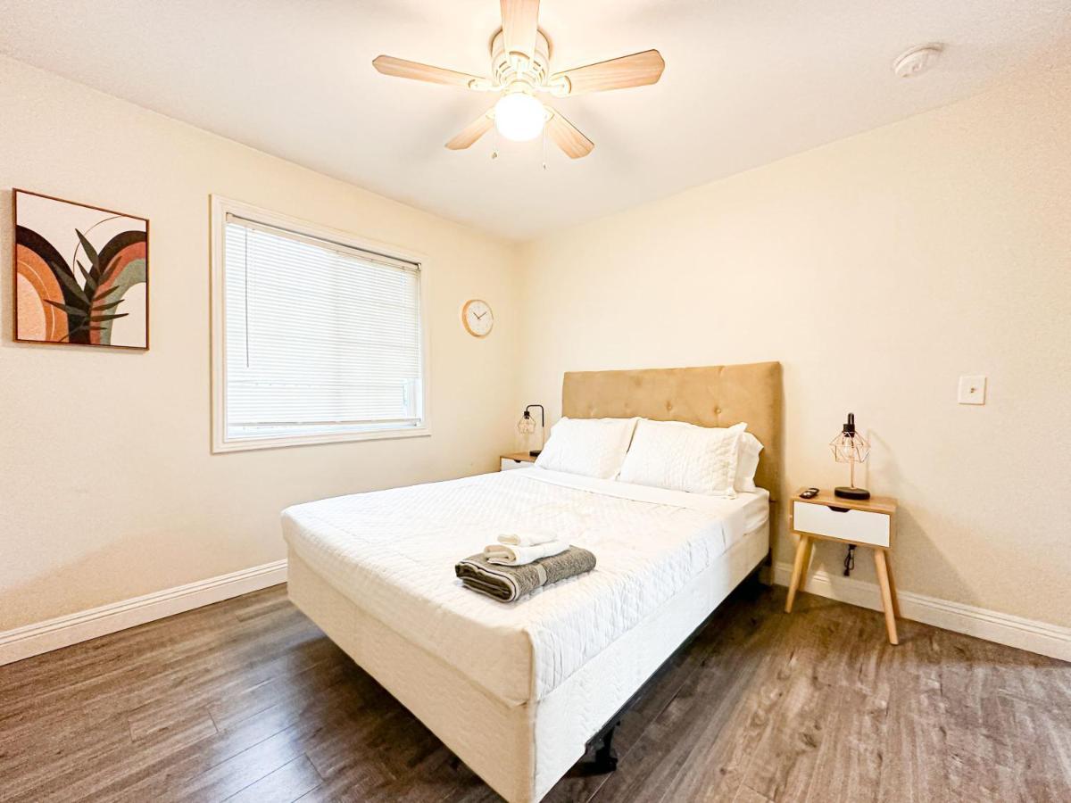 Holiday home Charming 4 Bedroom Oasis In - Rog-ct *