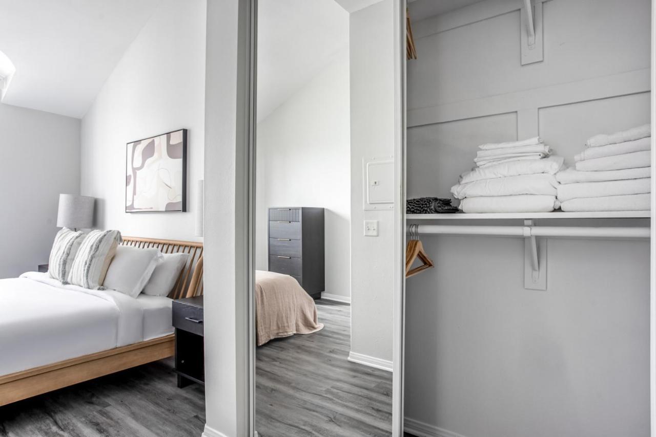 West La 2br W Rooftop Courtyard Lax-1055 * Los Angeles