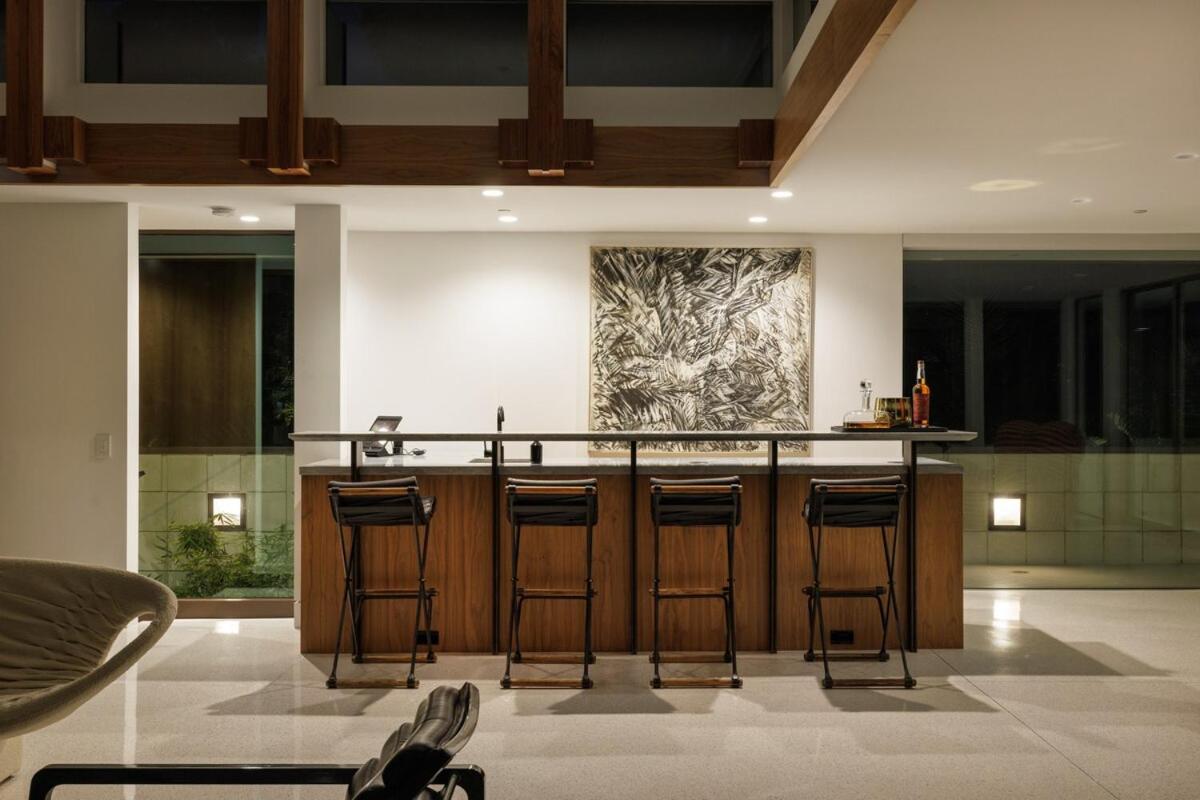 Loma Vista Modern *