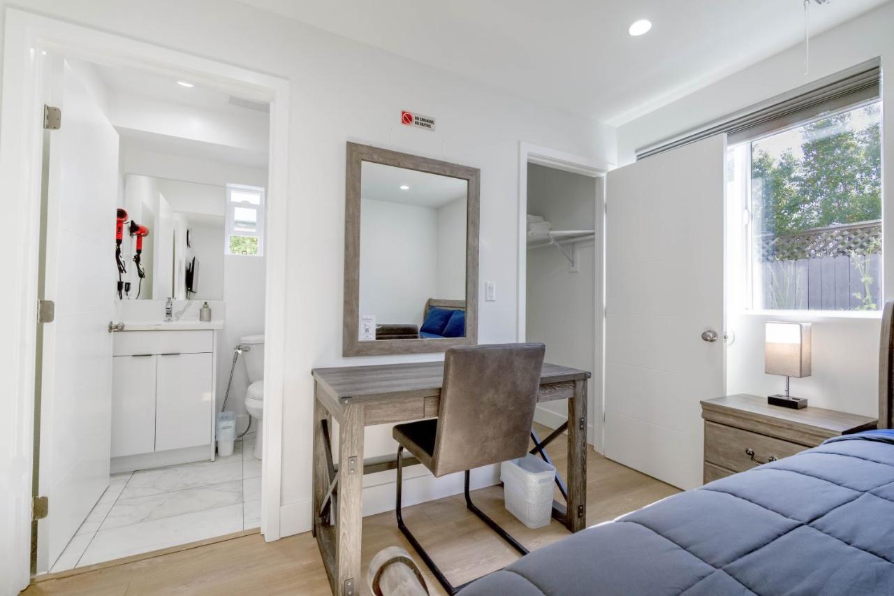 Apartment Modern In