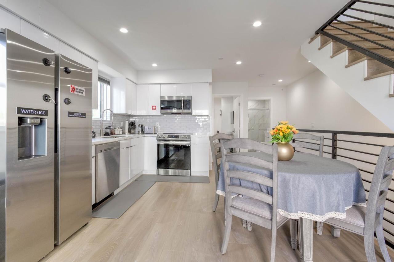 Modern In Apartment *