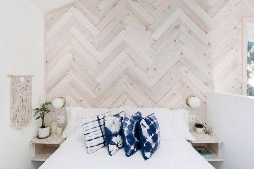 Venice Beach From Stunning Casita Indigo Studio Holiday home *
