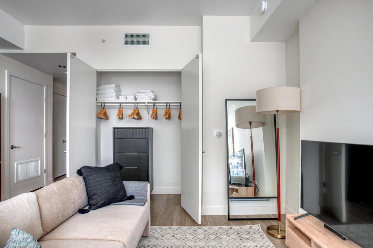Apartment Downtown W Roof Pool Gym Nr 110 Lax-733