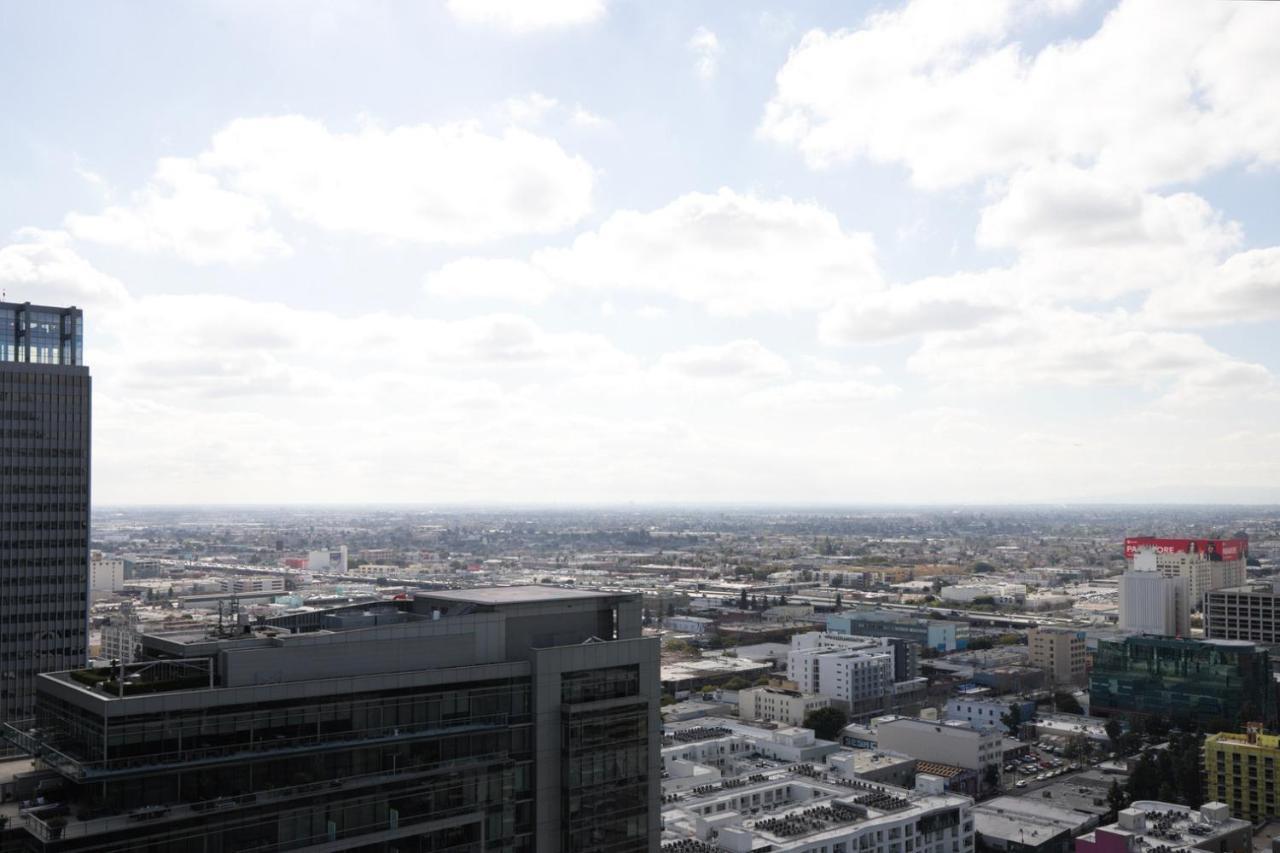 Downtown W Roof Pool Gym Nr 110 Lax-733 * Los Angeles