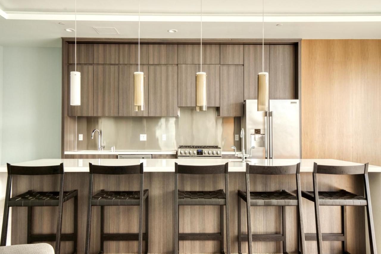 Apartment Downtown W Roof Pool Gym Nr 110 Lax-733 *