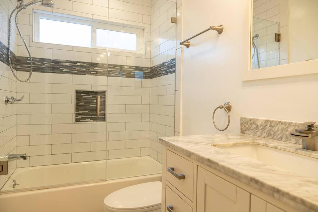 La - Newly Designed 4br With Pool & By Topanga Villa