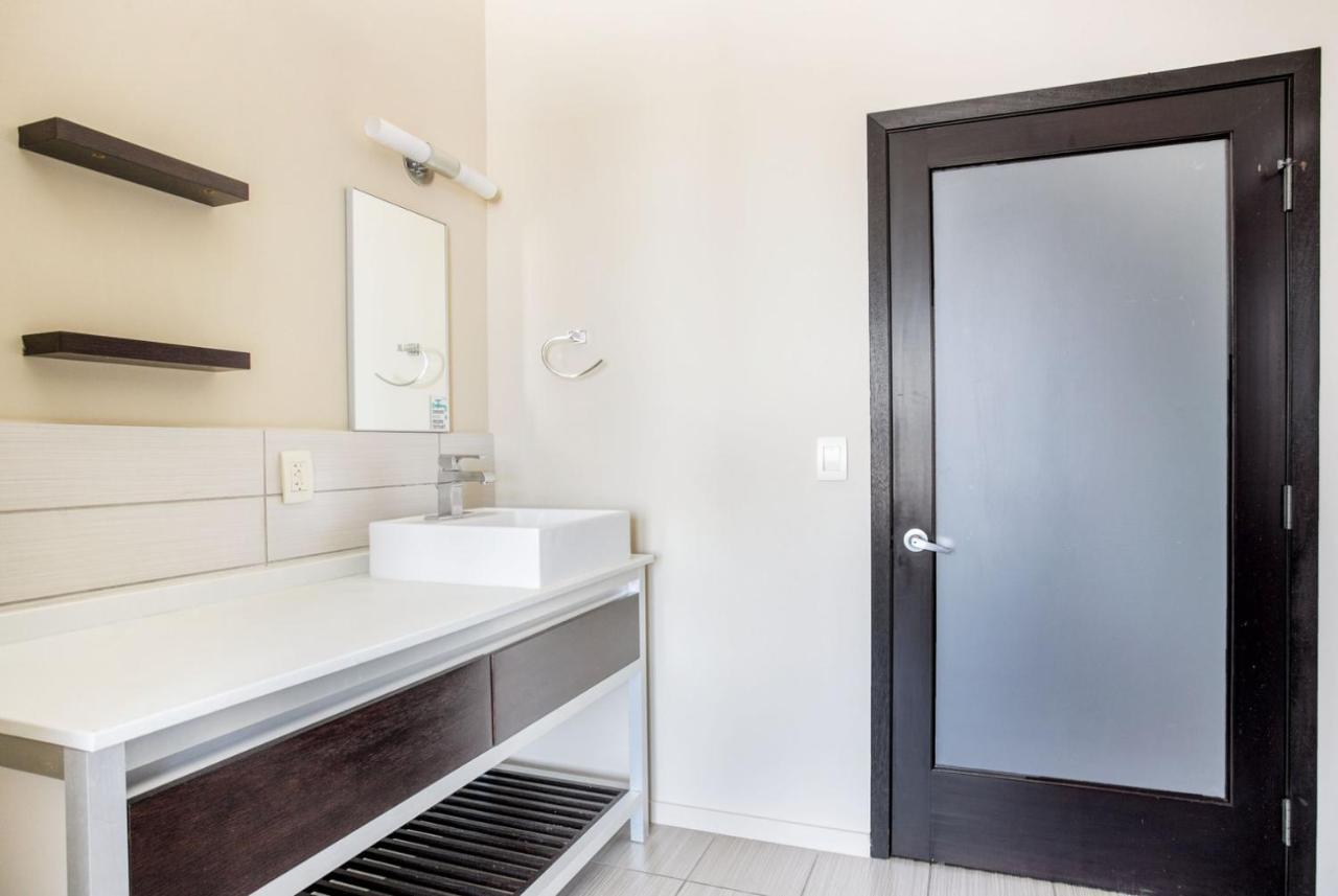 Downtown 2br W Pool Gym Wd Nr Convention Center Lax-1040 Los Angeles