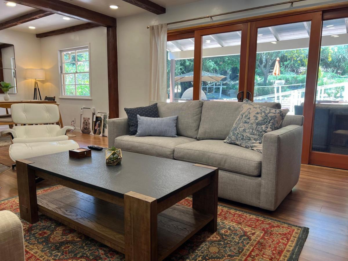 Villa La Reforma - Newly Designed 4br House & Pool In Angeles By Topanga