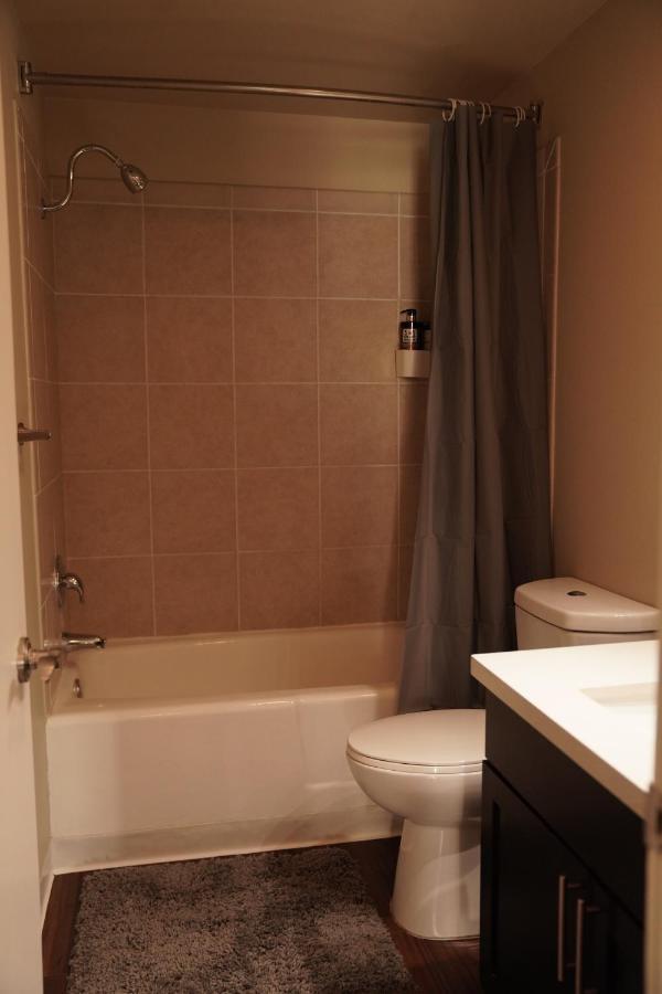 Lux Oasis In West Hollywood, Free Parking & Swimming Pool Apartment