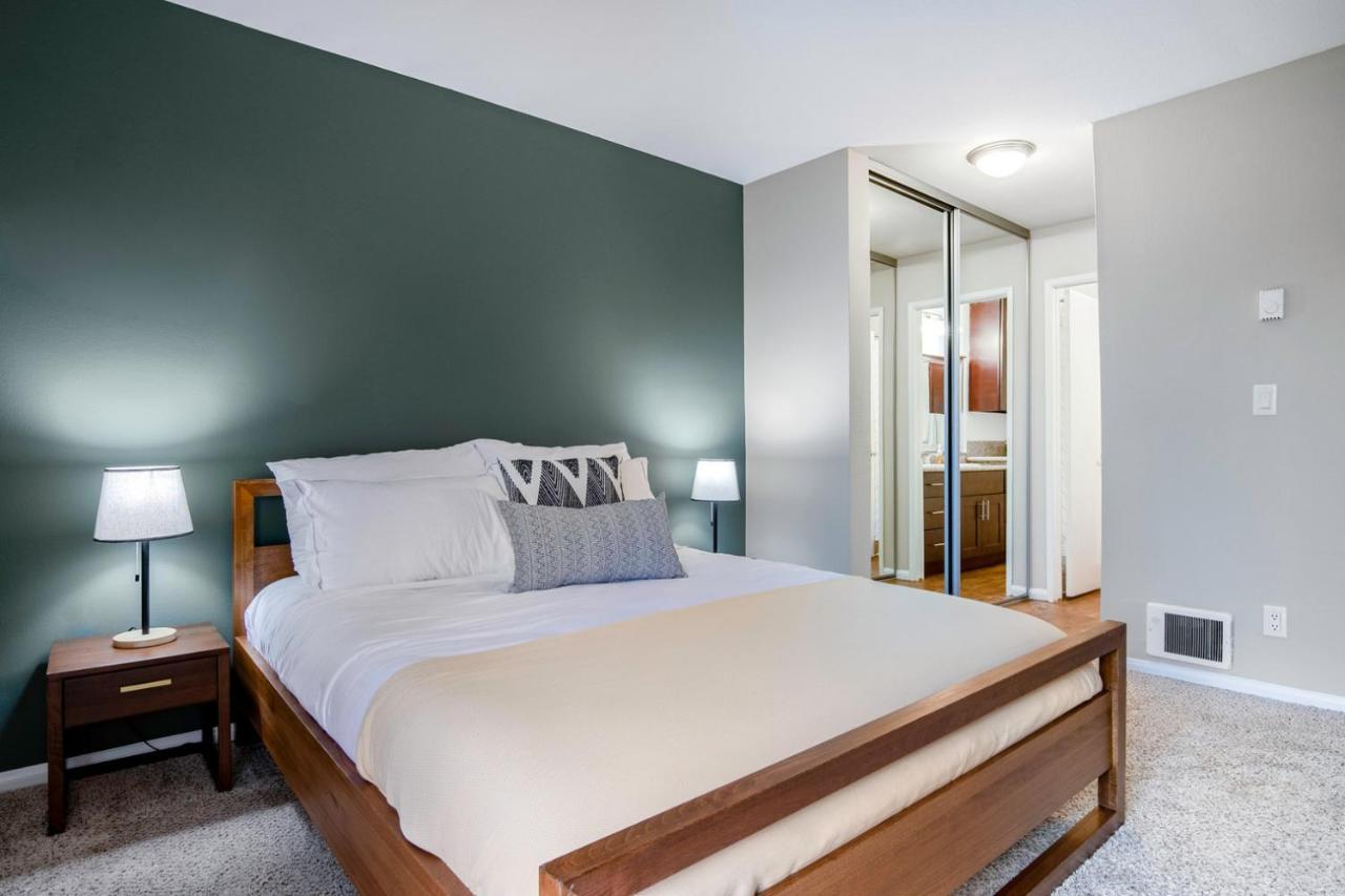 Westside 1br W Pool Gym Bball Tennis Courts Lax-85 Los Angeles