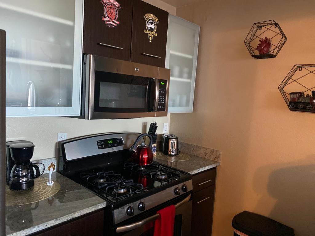 Mario, Harry Potter, & Not Themed Loft Universal 10min Loft * Los Angeles