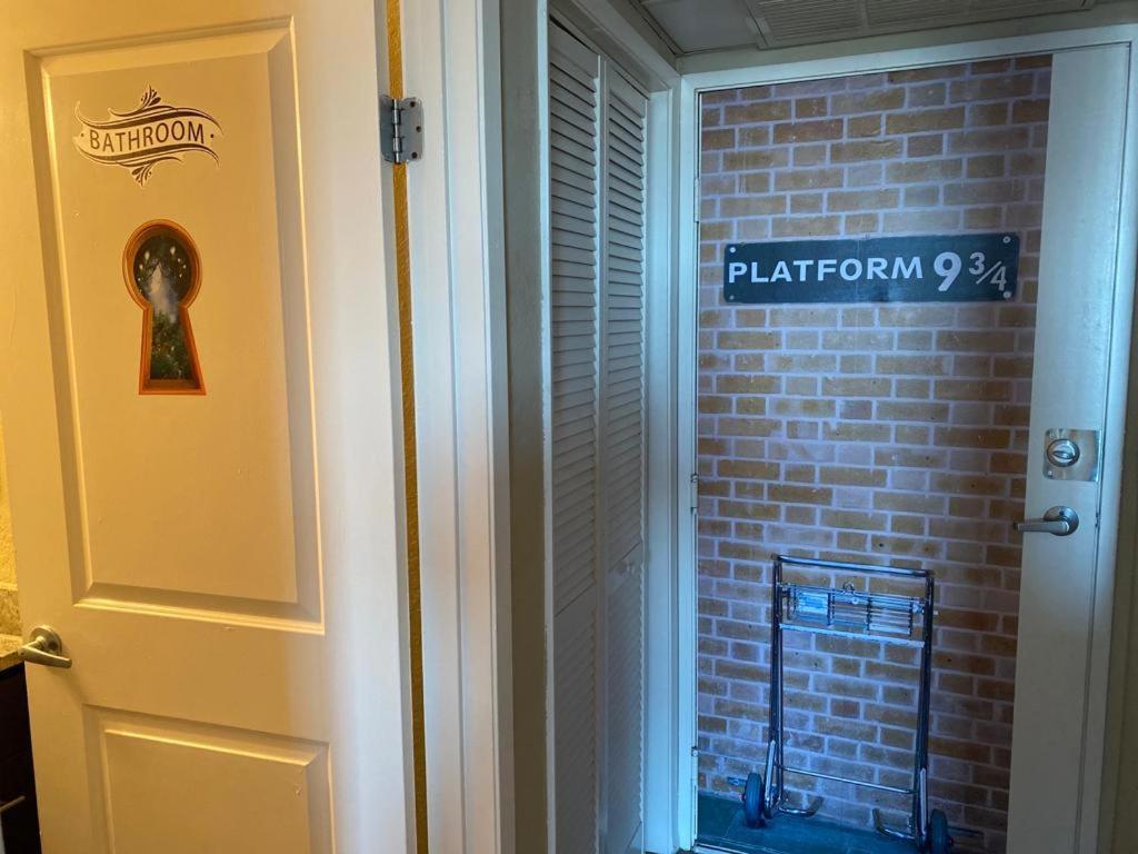 Mario, Harry Potter, & Not Themed Loft Universal 10min Loft