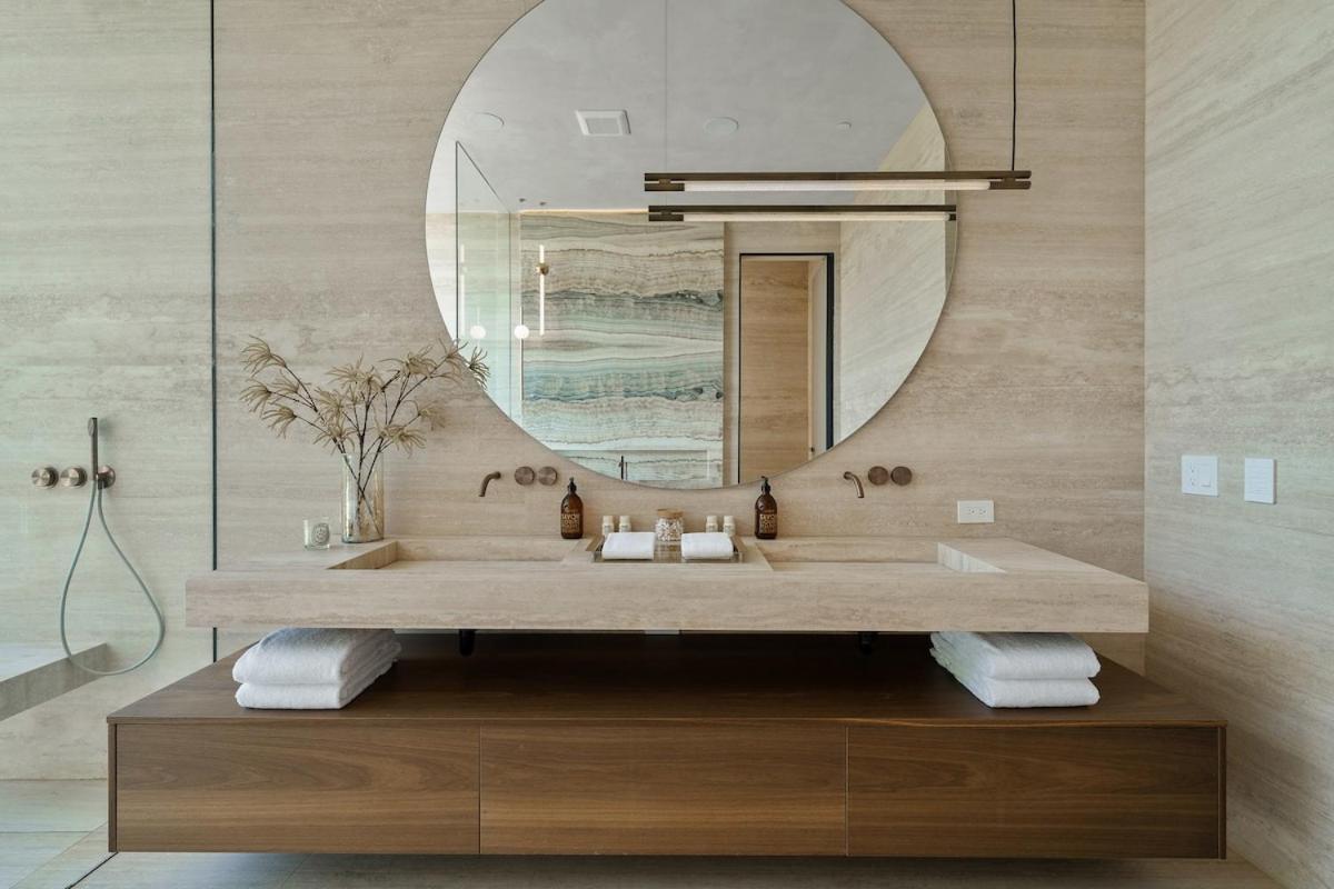 The Onyx Los Angeles