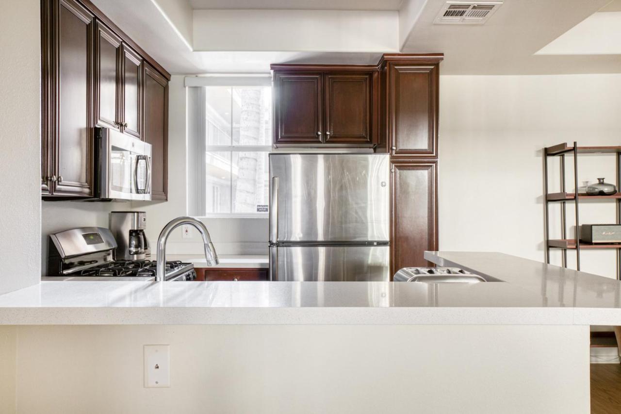 Century 2br W Wd Bbq Nr Mall Lax-336 Apartment *