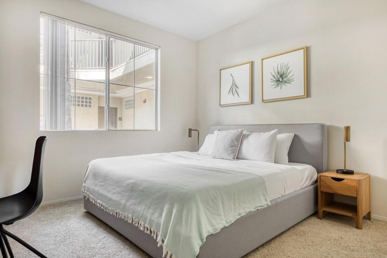 Apartment Century 2br W Wd Bbq Nr Mall Lax-336 Los Angeles