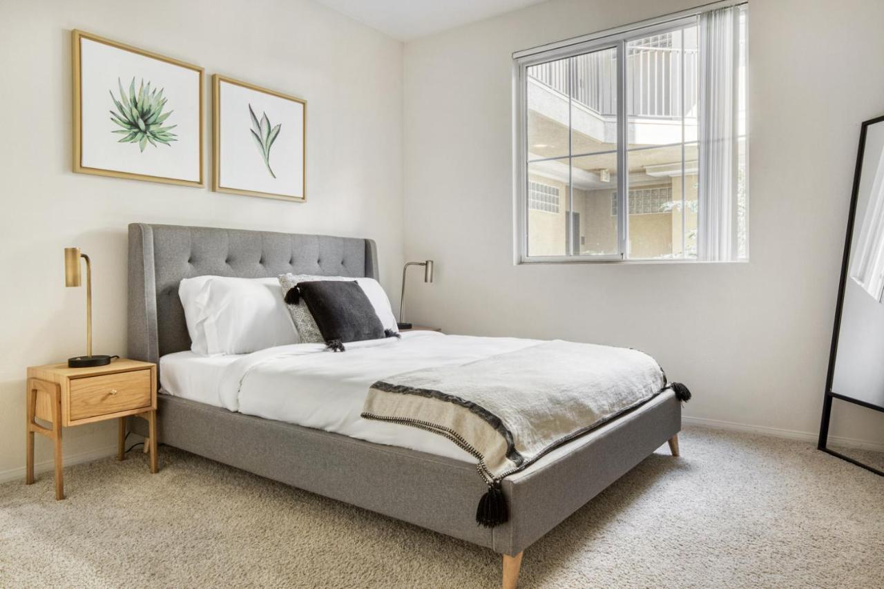 Apartment Century 2br W Wd Bbq Nr Mall Lax-336