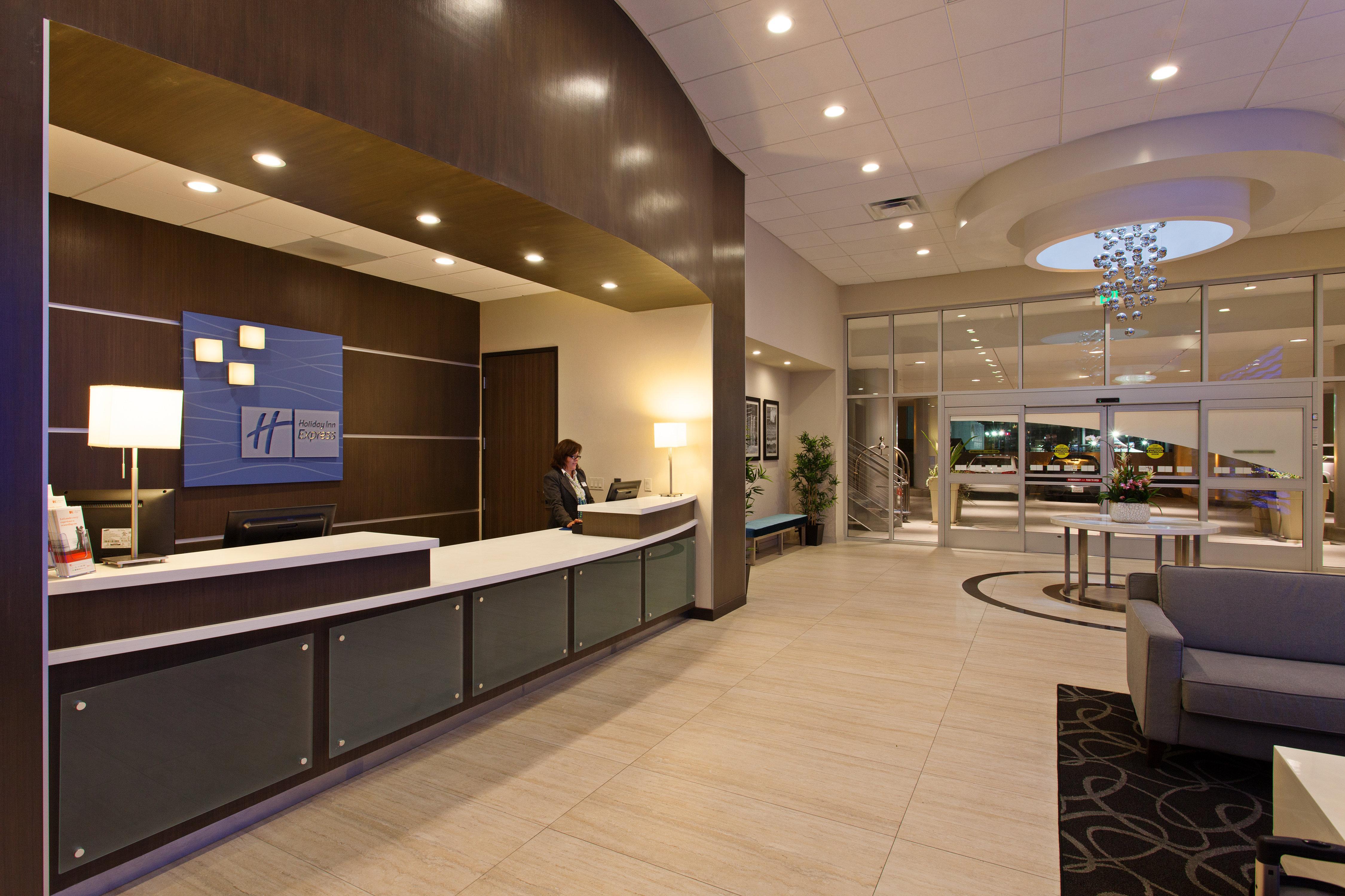 Express North Hollywood - Burbank Area By Ihg 3* Los Angeles