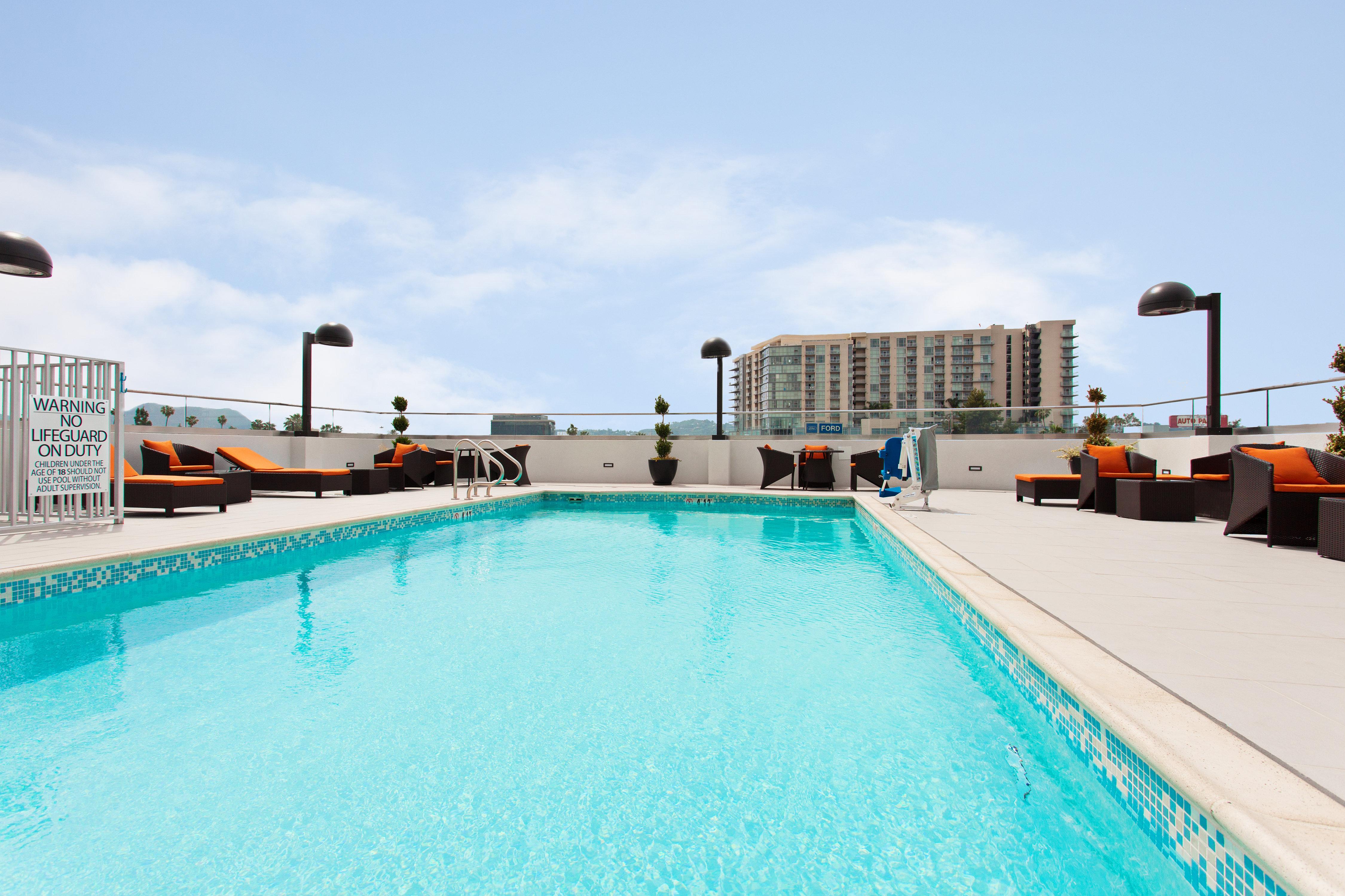 Express North Hollywood - Burbank Area By Ihg Hotel