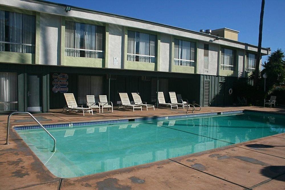 Vagabond Angeles At Usc Motel 2*