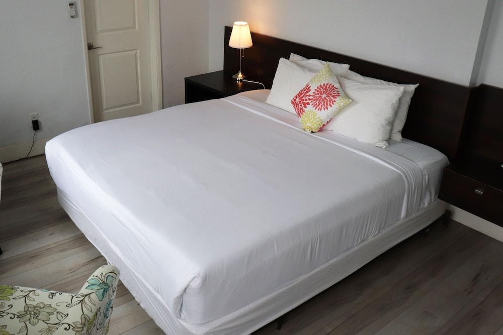 Hotel Hometel 2*