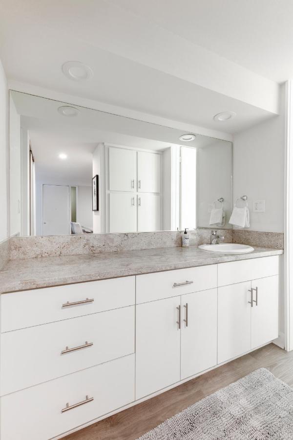 New Luxury Weho Boys Town Apartment