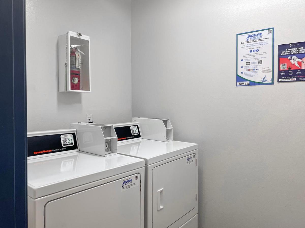 Brentwood 1br W Pool Nr Whole Foods Ucla Lax-125 *