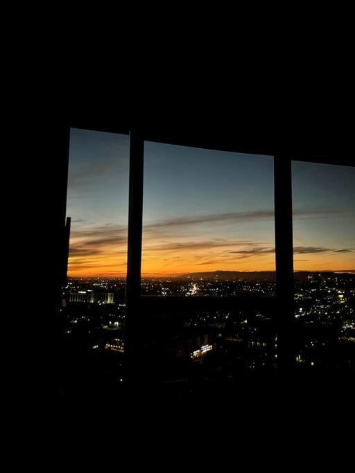 Apartment Luxury Highrise Downtown La *