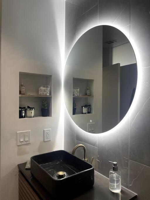 Luxury Highrise Downtown La Apartment Los Angeles