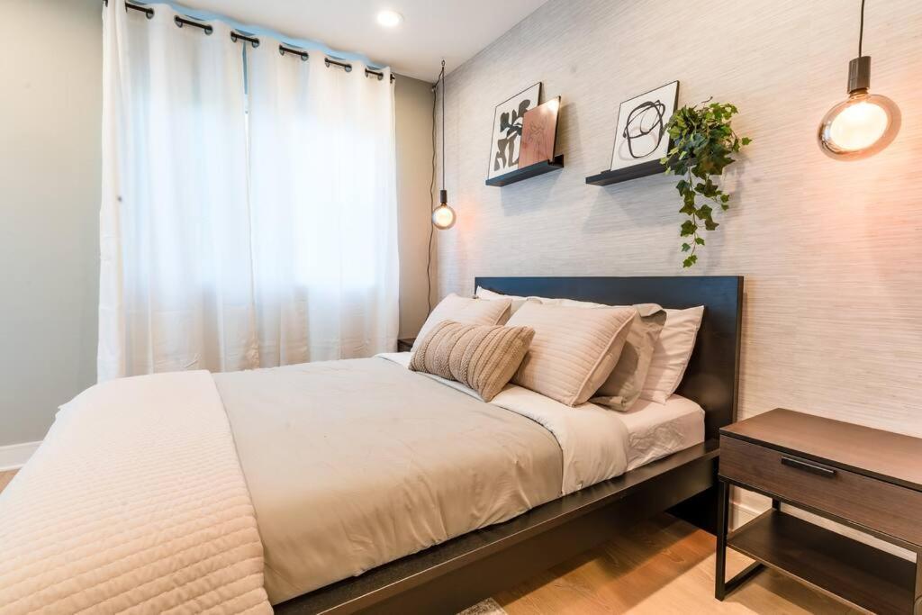 Calm & Cozy 2 Bedroom Townhome 10 Min From Universal Apartment Los Angeles