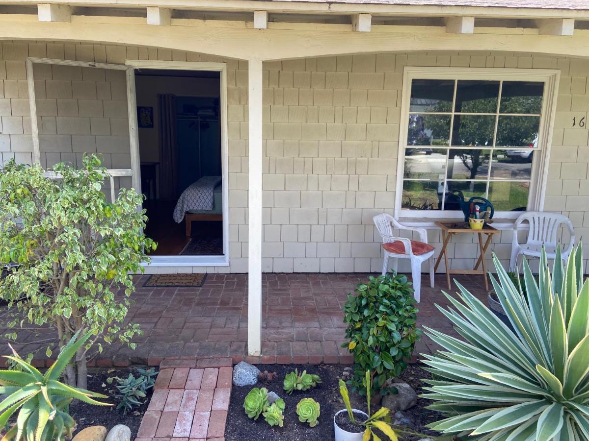 Pacific Palisades Private Entrance Guest Homestay