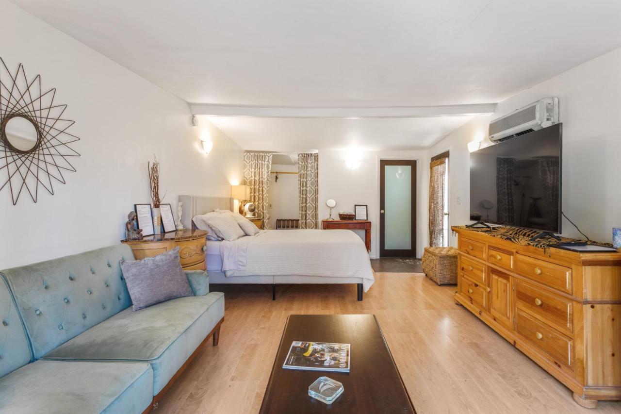 Private Guest house *
