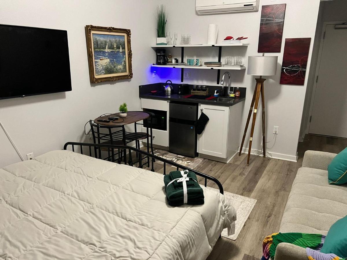 Newlodge East Hollywood Retreat Apartamento