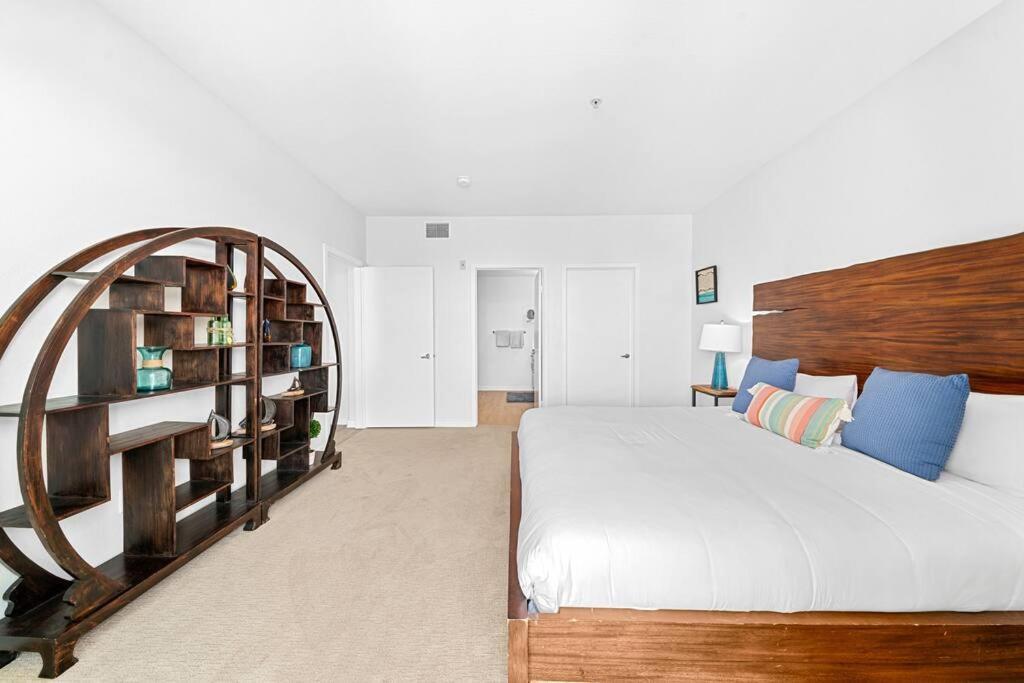 Emerald Gem 2bedroom 2bath With Full Marina View Apartment *