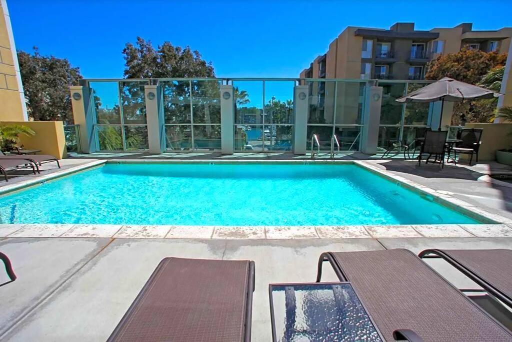 Emerald Gem 2bedroom 2bath With Full Marina View Apartment Los Angeles