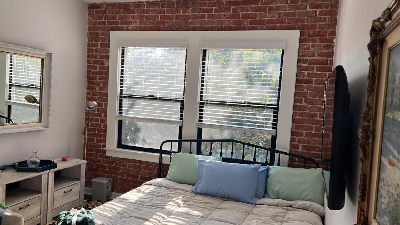 Newlodge East Hollywood Retreat Los Angeles